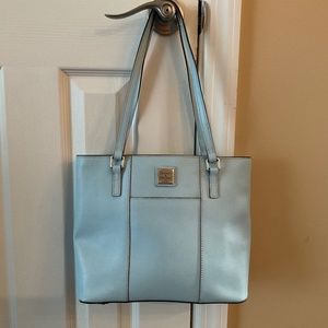 Dooney & Bourke  pebbled leather bag
